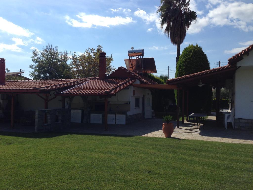 Renaissance Holidays Villa Nea Kallikrateia 外观 照片