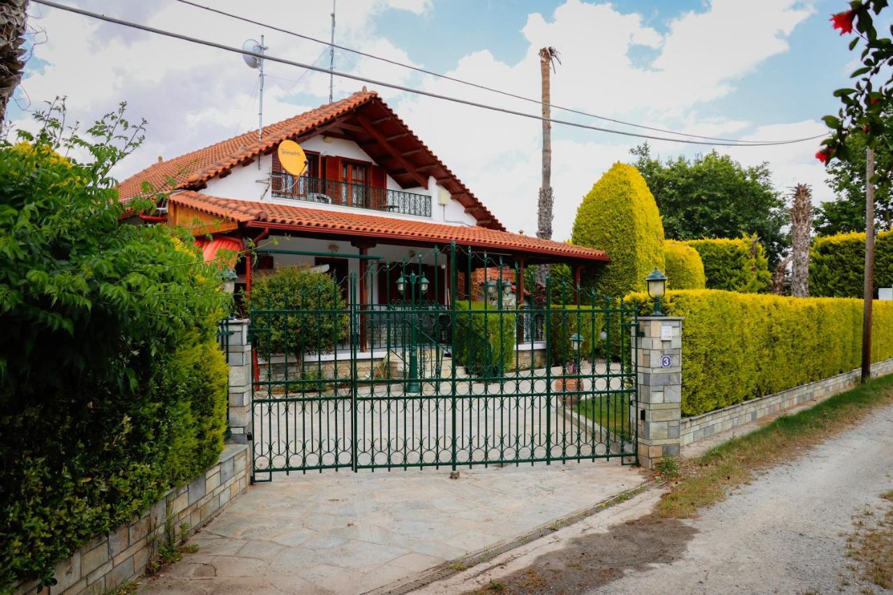Renaissance Holidays Villa Nea Kallikrateia 外观 照片