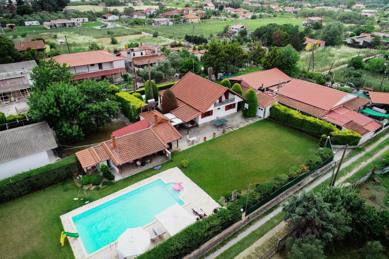 Renaissance Holidays Villa Nea Kallikrateia 外观 照片